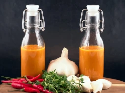 Hot Sauce Piri Piri Garlic Thyme
