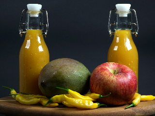 Chilisås med äpple och mango