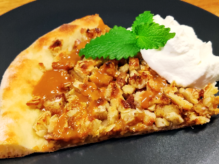 Dessert Pizza Apple Pie