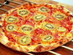 Pizza med kiwi