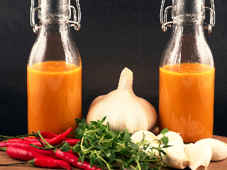 Hot Sauce Piri Piri Garlic Thyme