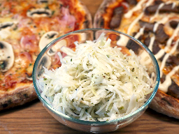 Svensk pizzasallad